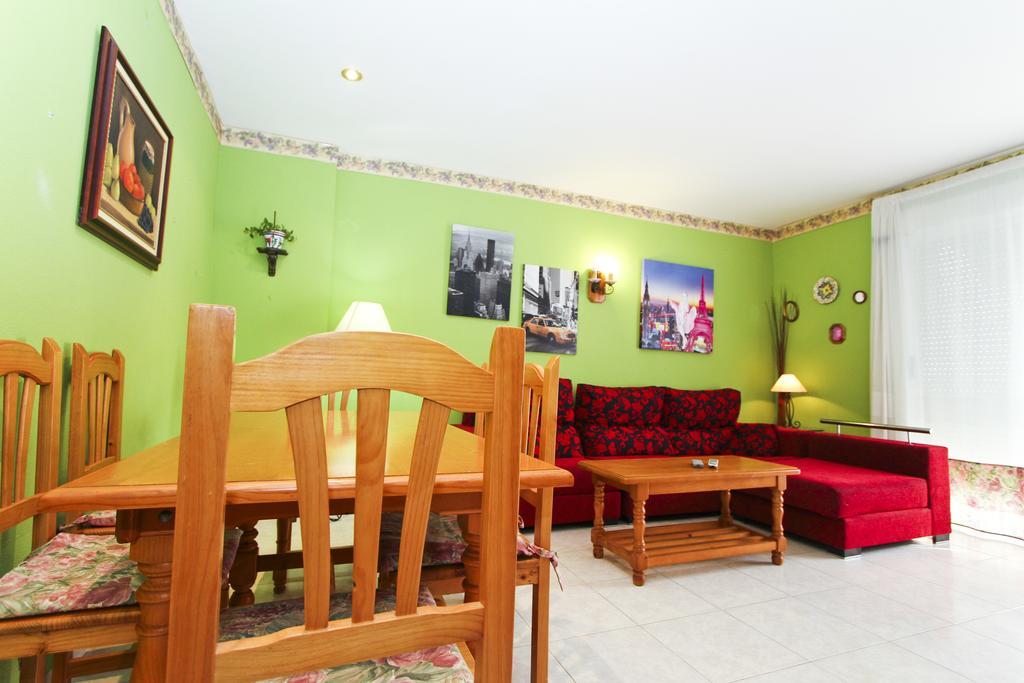 Mar Pineda Planet Costa Dorada Appartement La Pineda Kamer foto
