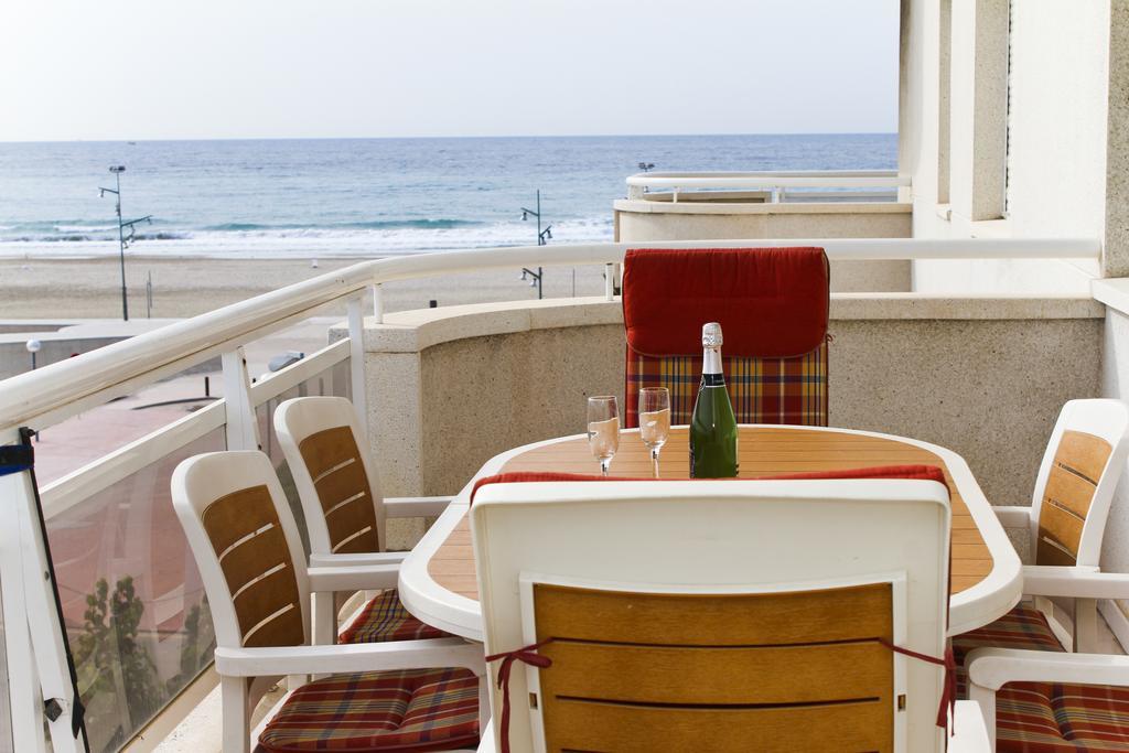Mar Pineda Planet Costa Dorada Appartement La Pineda Kamer foto